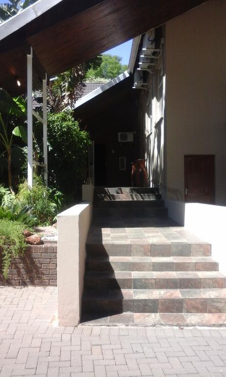 Rustenburg Guesthouse Экстерьер фото