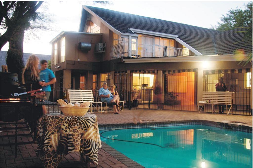 Rustenburg Guesthouse Экстерьер фото